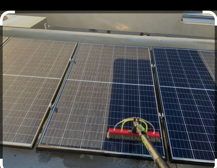 Solar Panel Cleaner